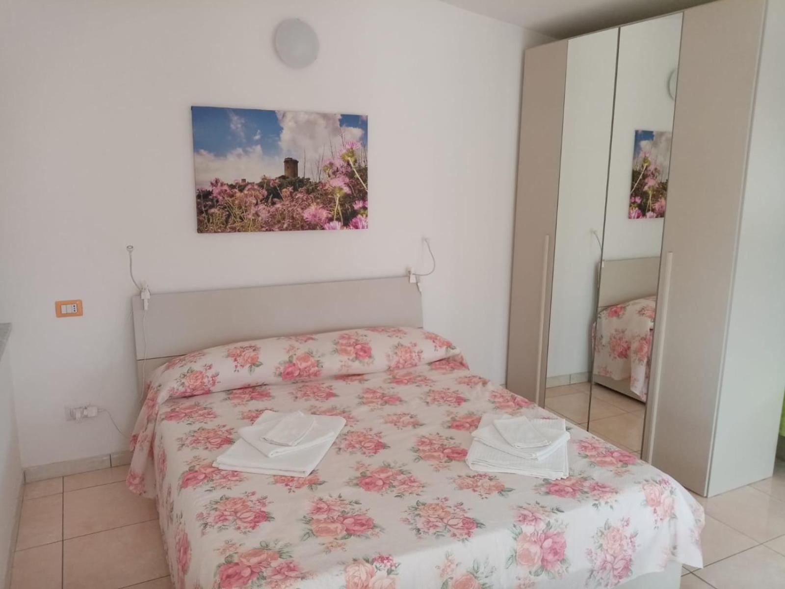 B&B Selene 카스텔누보실레토 외부 사진